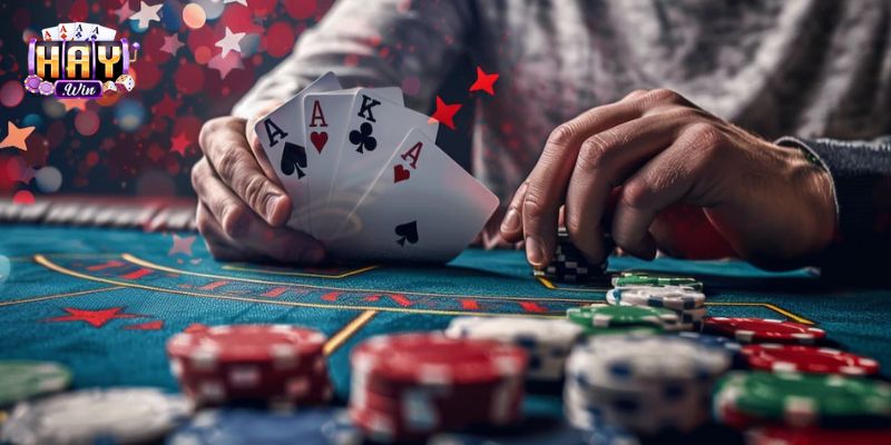 Xập Xám là trò bài dân gian có cách chia và so bài rất gọn, phù hợp chơi đông người